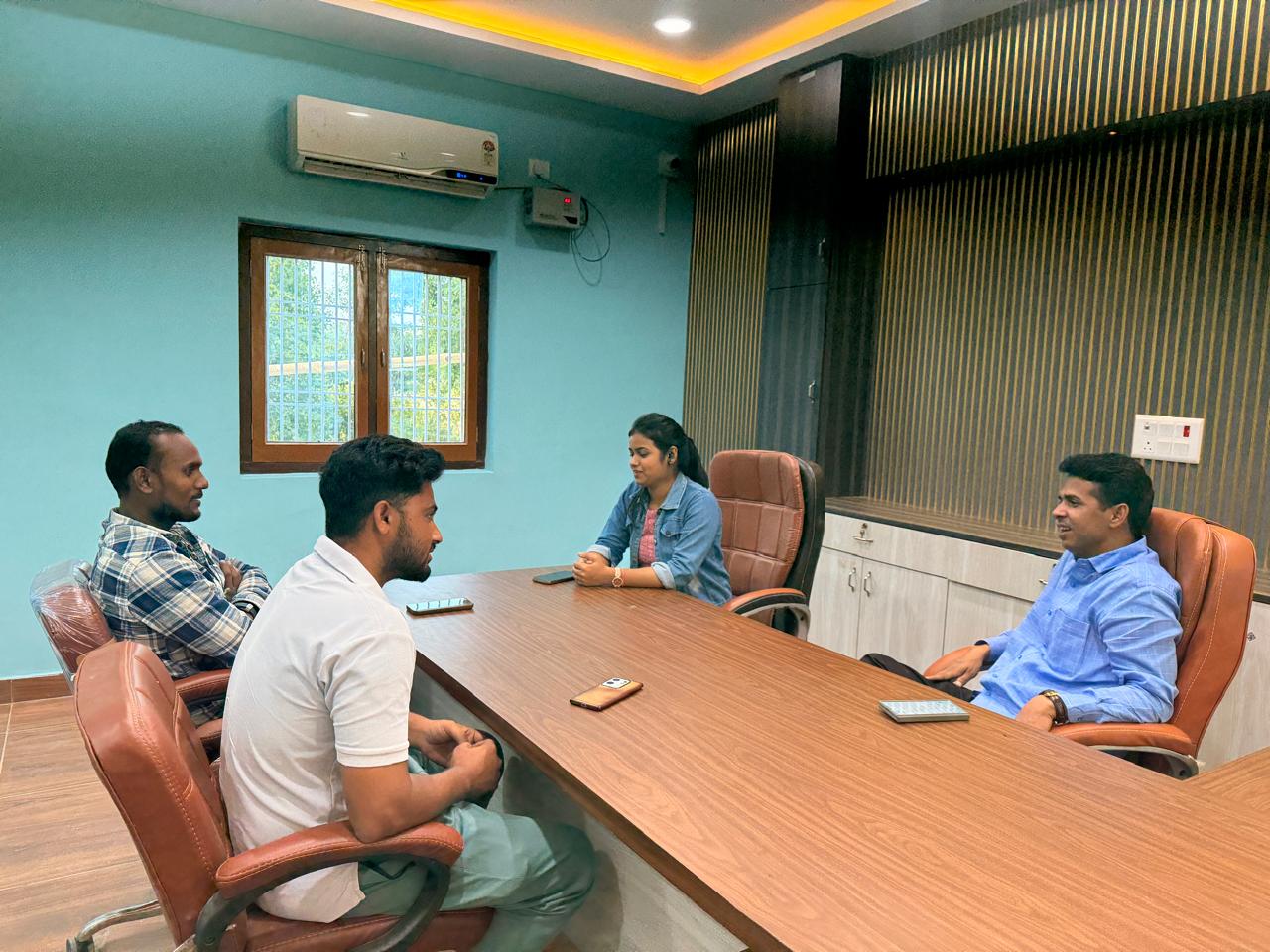 Candidates in consultation at Sidra Manpower office