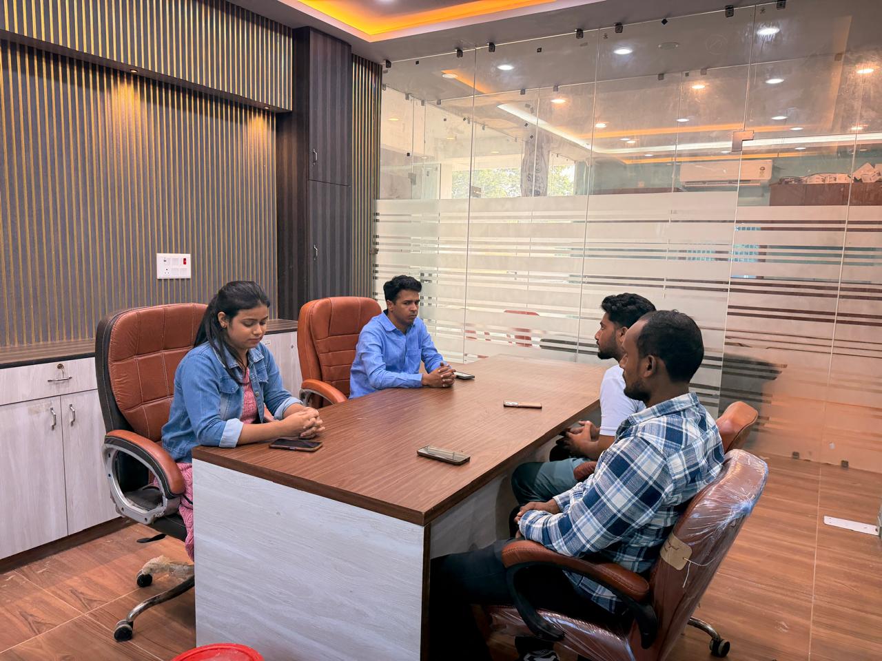 Sidra Manpower team in specialist consultation session